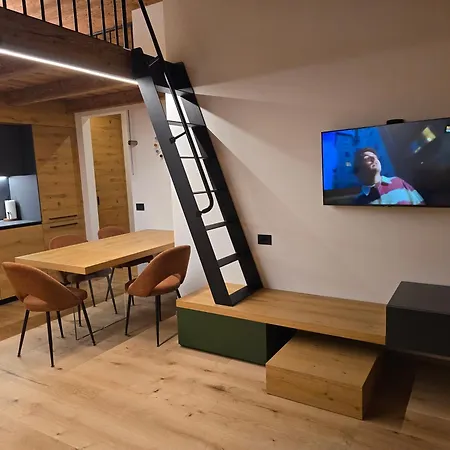 Olterzuba Hus Apartment