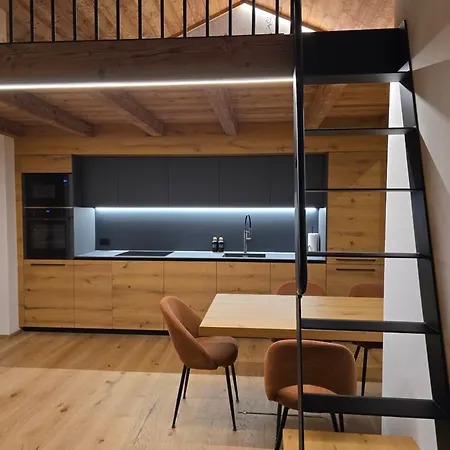 Olterzuba Hus Apartment *