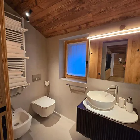 Olterzuba Hus Apartment Alagna Valsesia